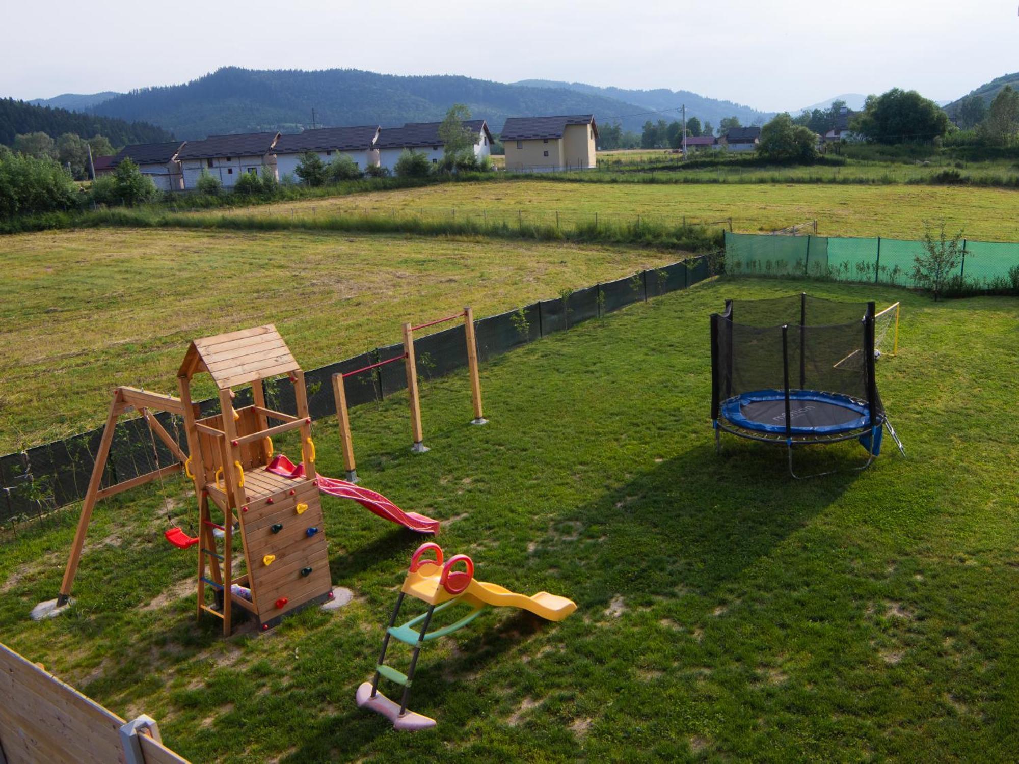Dom Hills Bucovina Hotel กูรา ฮูมอรูลุย ภายนอก รูปภาพ